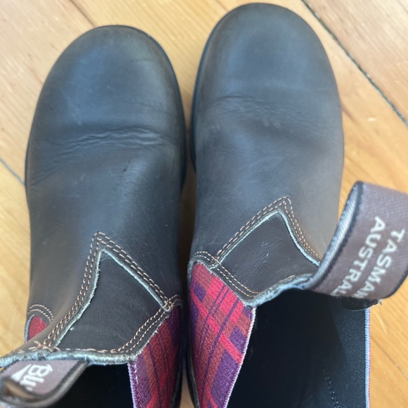 Blundstone Boots Brown with Pink Tartan Size 7 1/2 or 4 1/2 Women - Picture 3 of 13